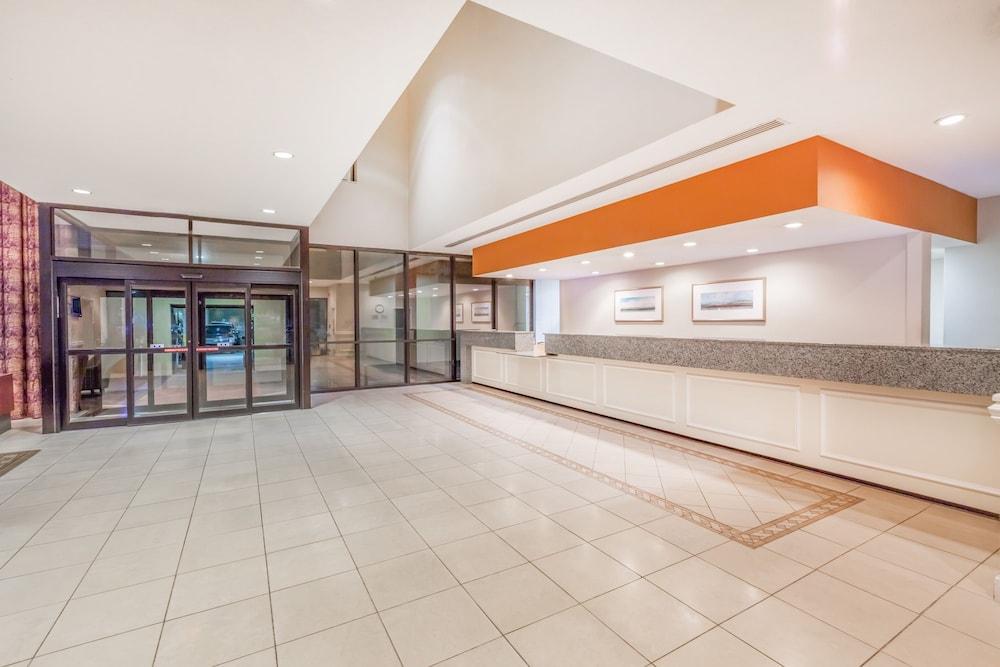 Wyndham Virginia Beach Oceanfront Bagian luar foto